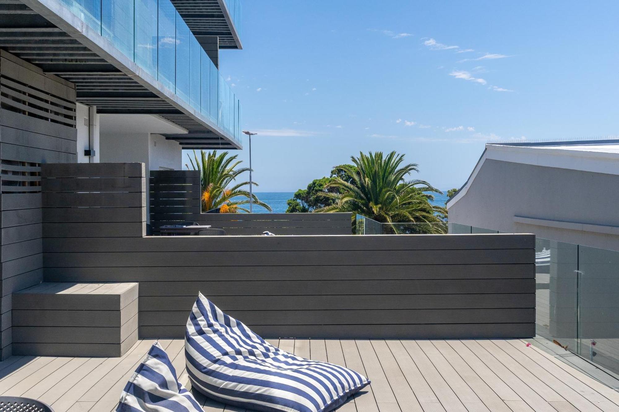 Camps Bay Village - Studios And Apartments Cape Town Oda fotoğraf